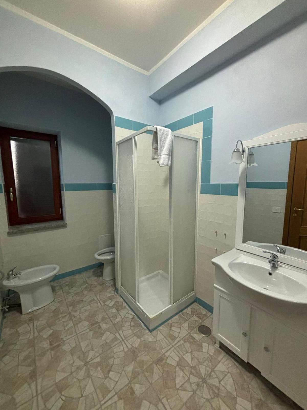 Domus Arco Romano Guest House Itri Buitenkant foto