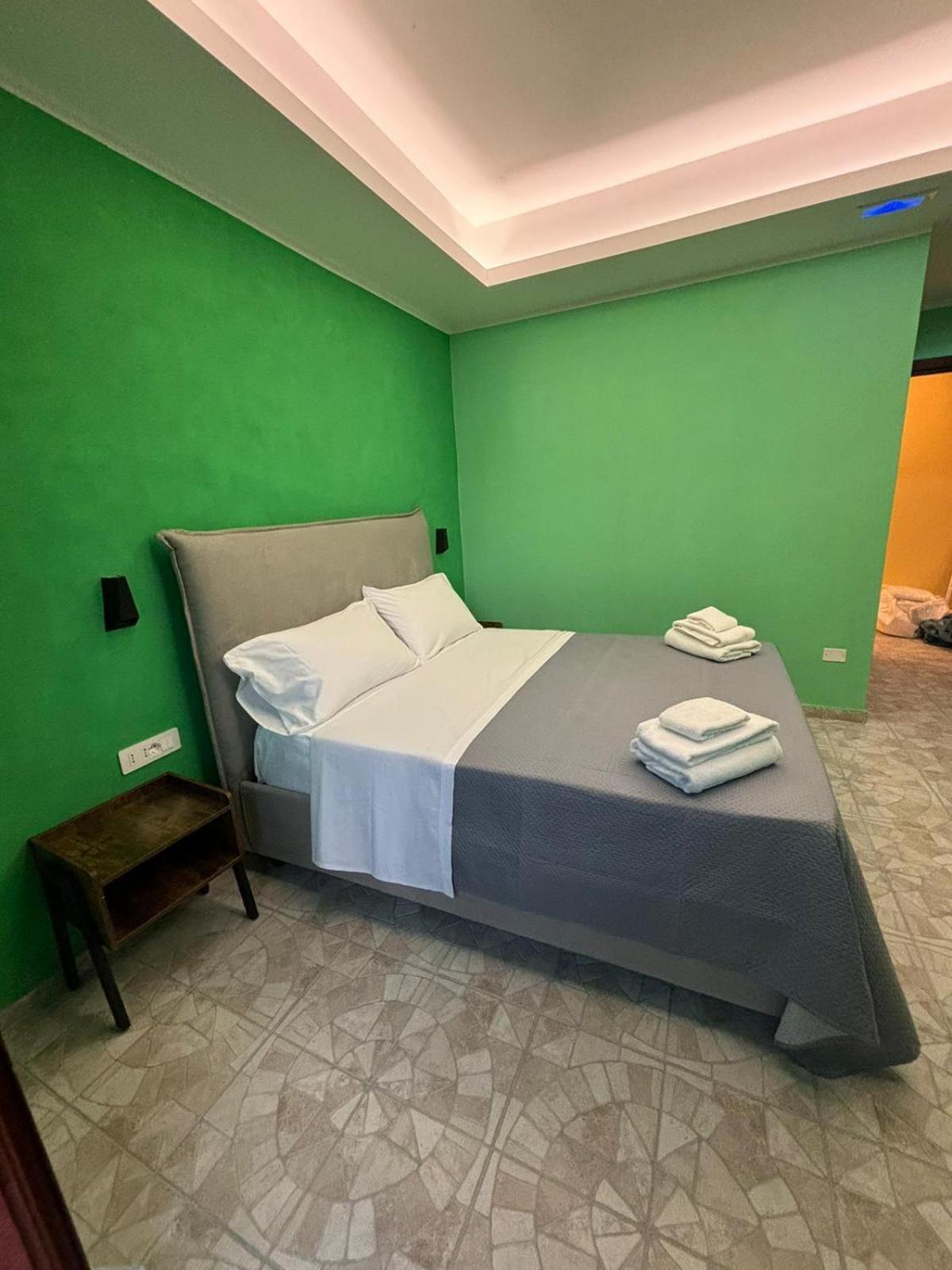 Domus Arco Romano Guest House Itri Buitenkant foto