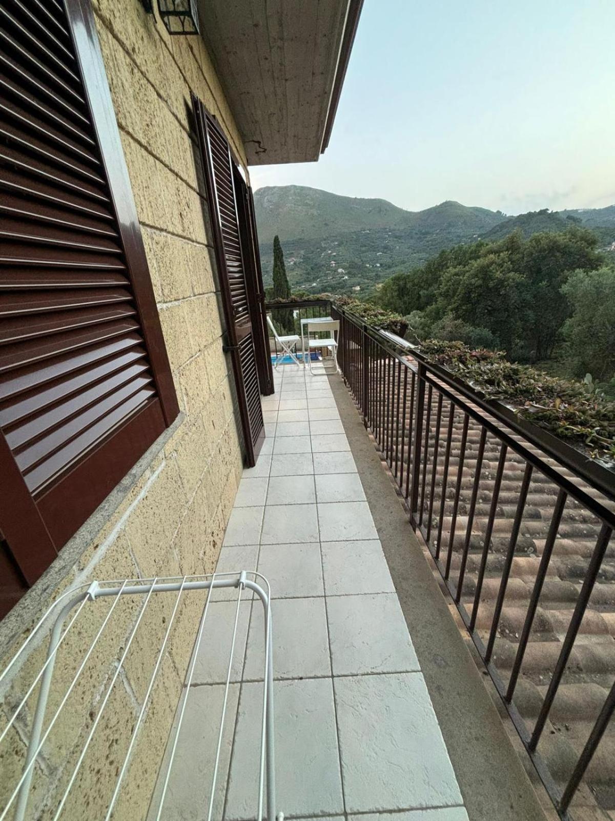 Domus Arco Romano Guest House Itri Buitenkant foto